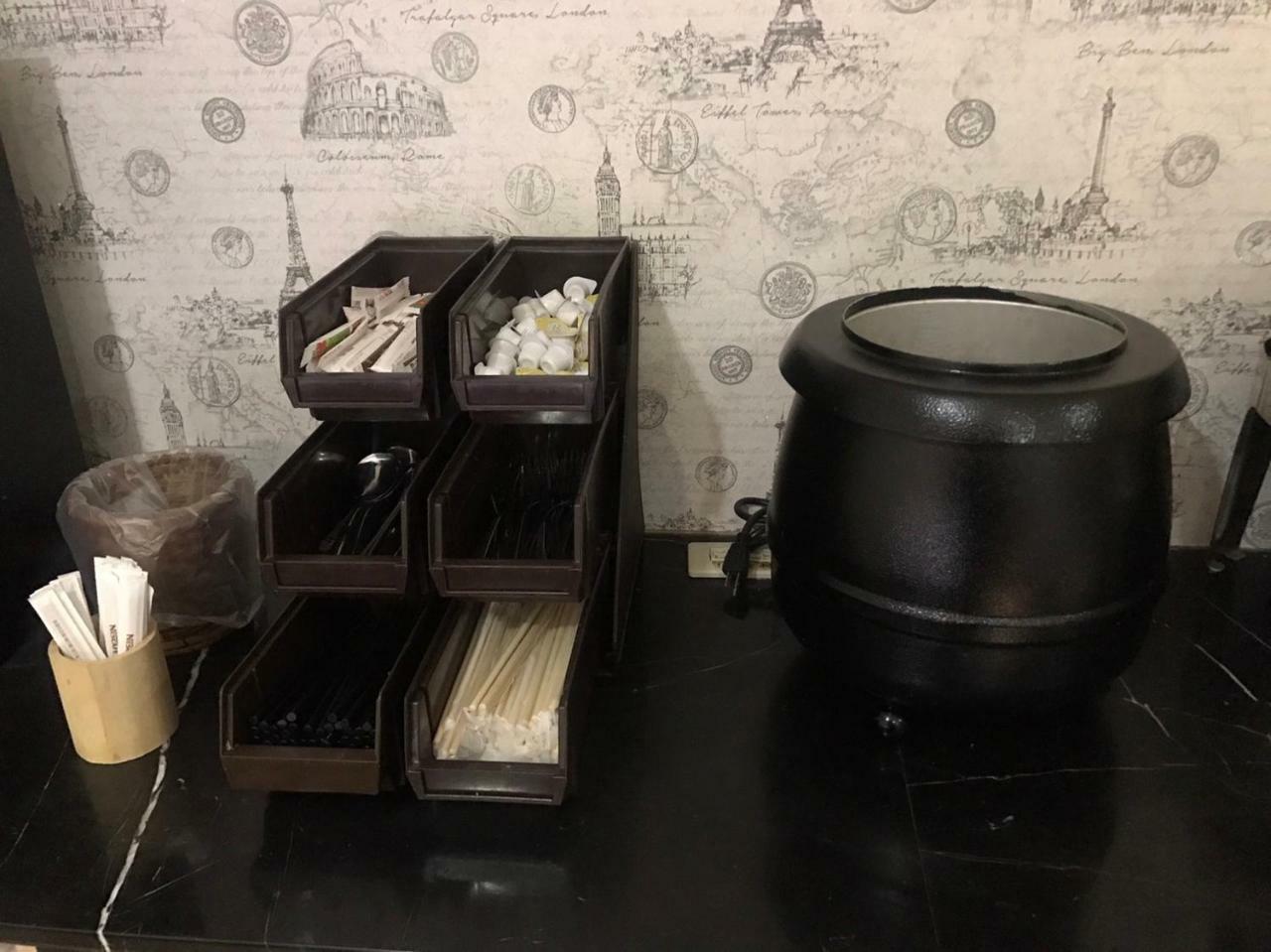 探索汽车旅馆-南港馆 臺北 外观 照片